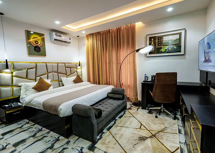 Roston Hotels