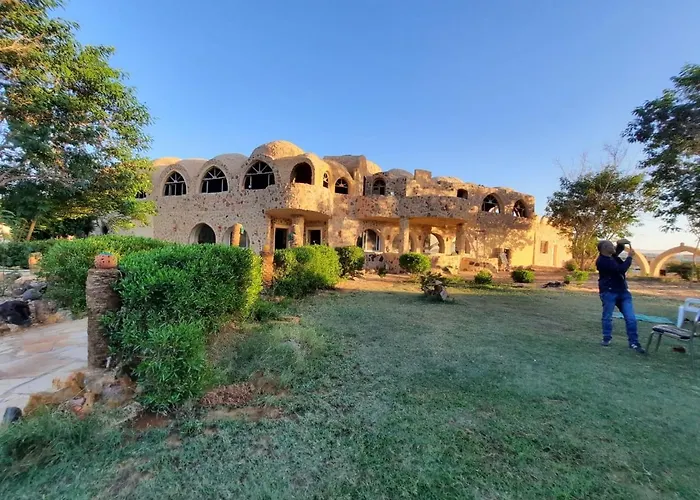 Oasis Panorama
