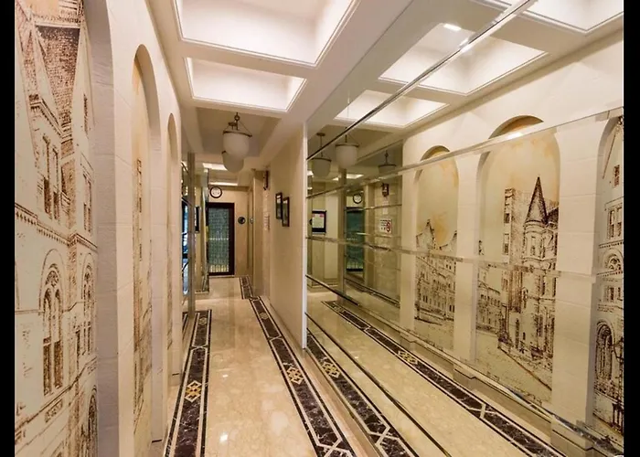 Residency Hotel Fort