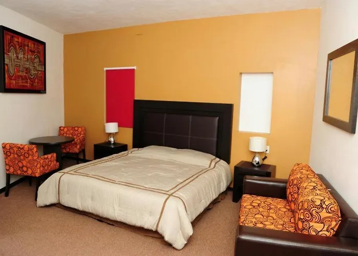 Hotel Montroi Express