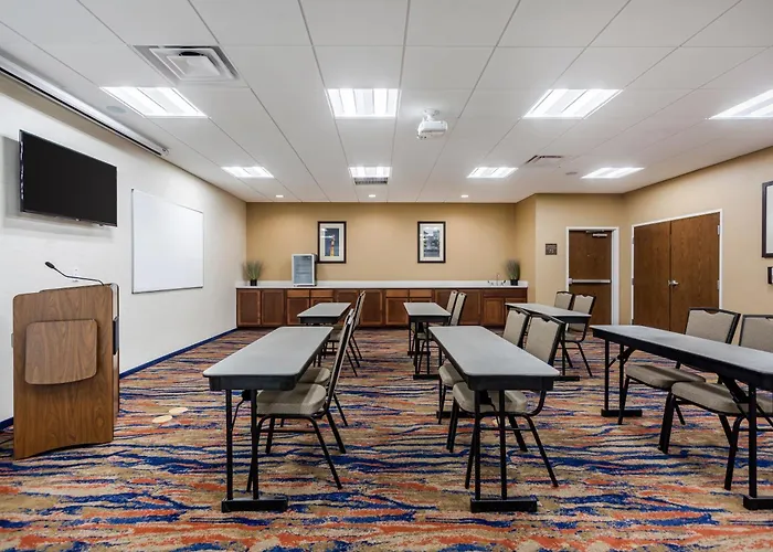 Comfort Suites Bowling Green Southeast