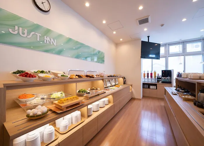 Just Inn Premium Toyohashi Station