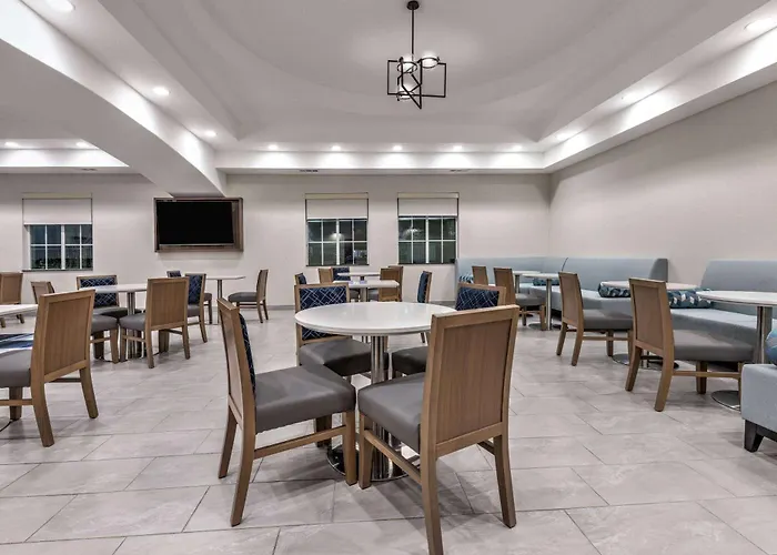 La Quinta By Wyndham Allen At The Village