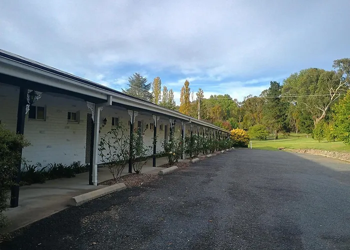 Moore Park Inn