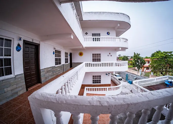 Las Palmas Hotel