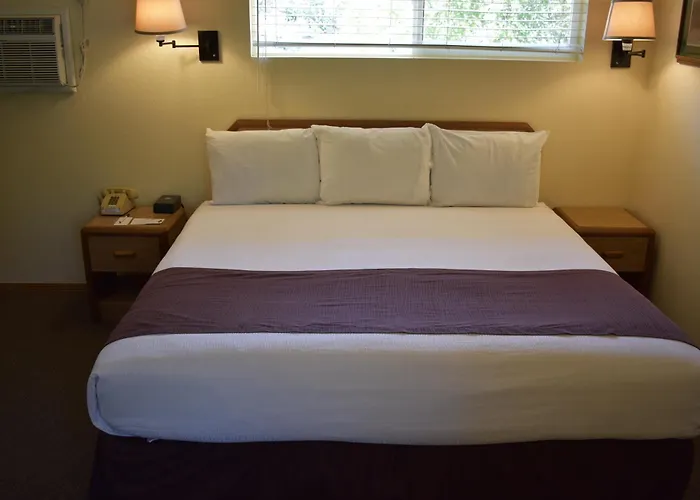 Lazy J Ranch Motel