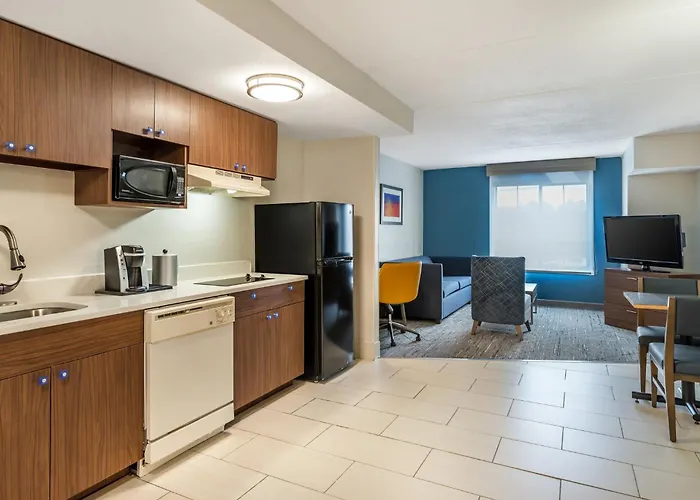 Holiday Inn Express And Suites - Petersburg - Fort Lee By Ihg