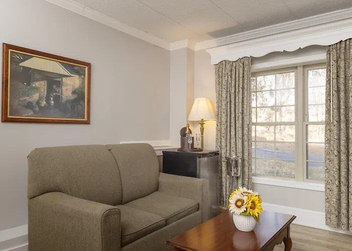 Brandywine River Hotel
