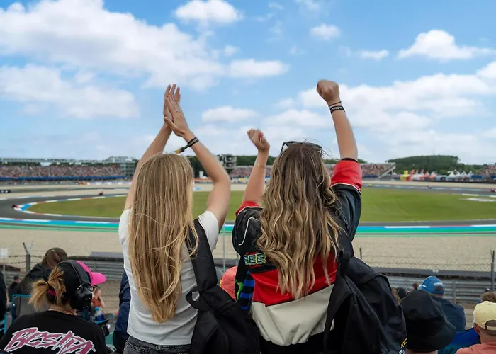 Global-Tickets Village - Tt Assen Camping Jan & Bertha