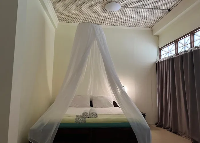 Arys Lagoon Bungalow & Hotel