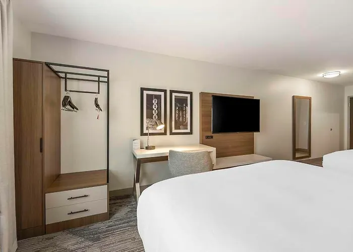 Comfort Inn & Suites Gallatin - Nashville Metro