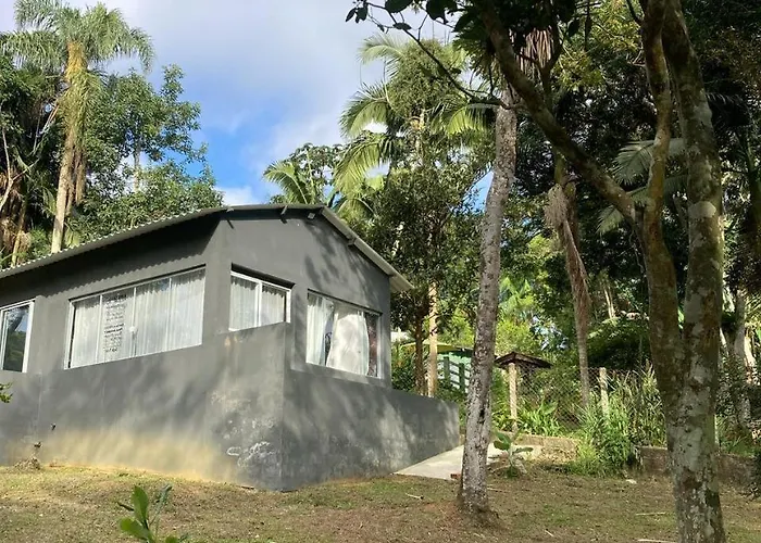 Chalé Frente Represa