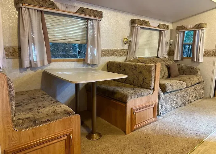 Lakefront Rv Cottage In Parry Sound #14