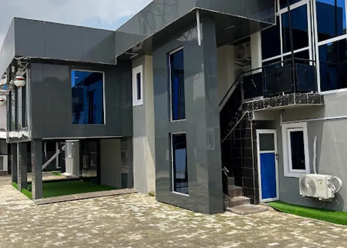Glandov Suites