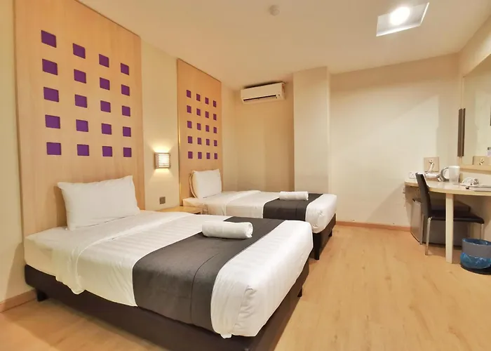 Hotel 98