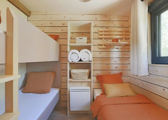 Camping Paradis Les Pins Royan