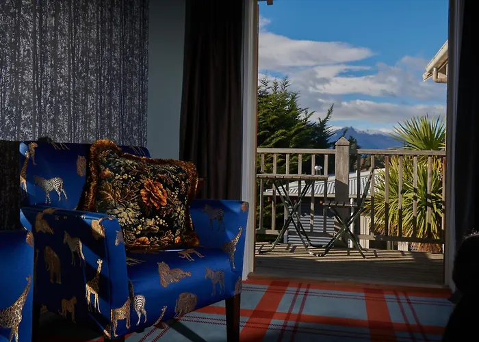The Dairy Hotel Queenstown, A Naumi Chapter