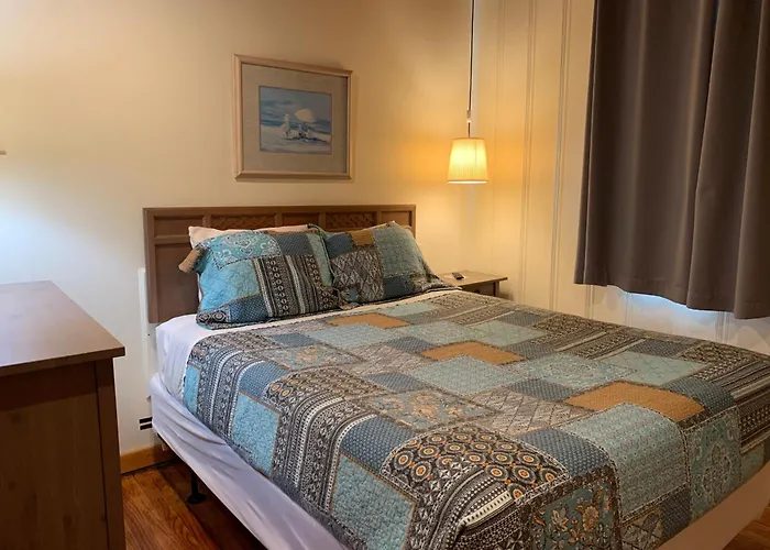Cape Pines Motel