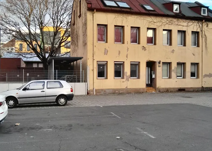 Moving Inn - Retro Übernachten im Wohnwagen, günstig&zentral