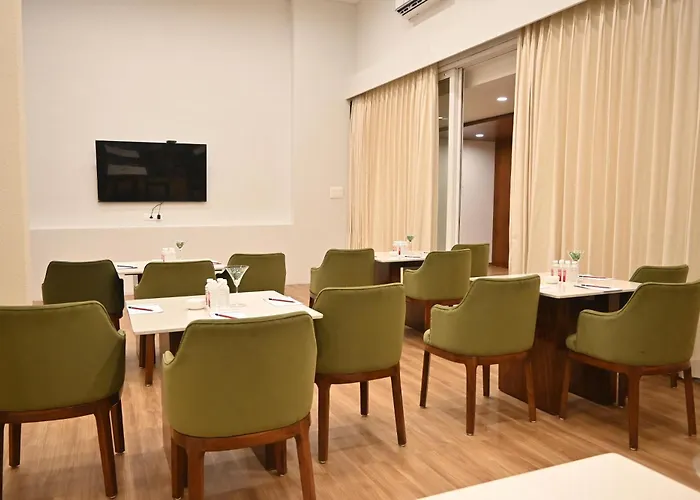 Pam Premium Hotel Vadodara