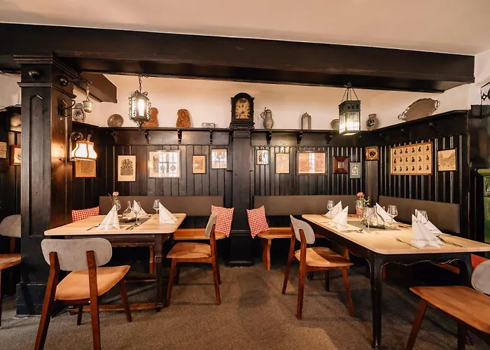 Loewen Hotel & Restaurant