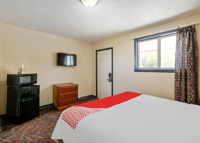 Oyo Hotel Luling Tx Downtown I-10/Us-90