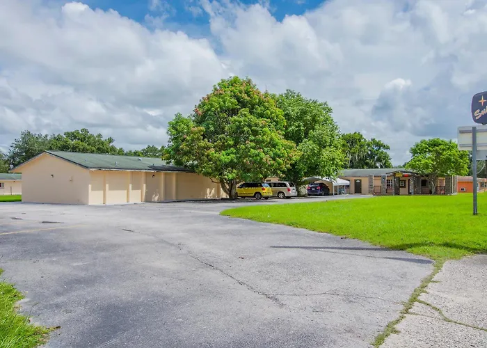 Oyo Superior Budget Inn Bartow