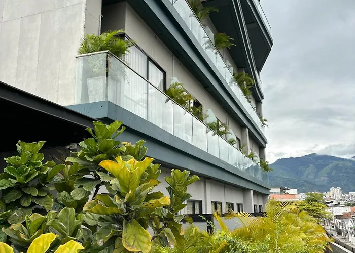 Fr Hotel