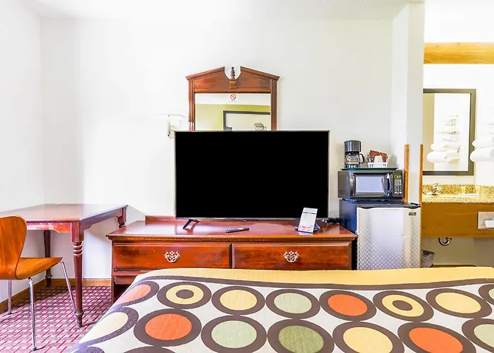 Super Rest Inn
