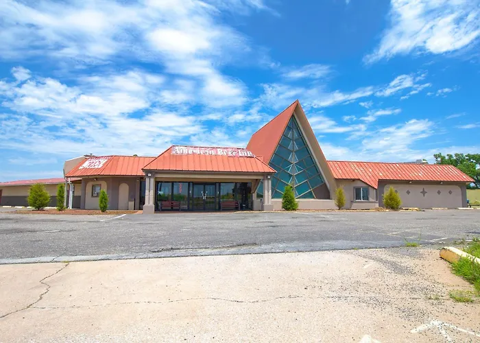 American Best Inn By Oyo I-35 Perry Near Lake Mcmurtry