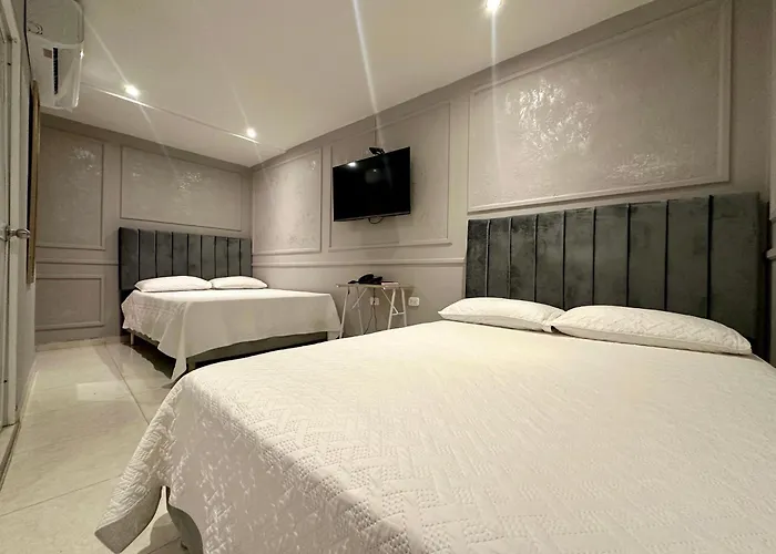 Hotel Paris Carre