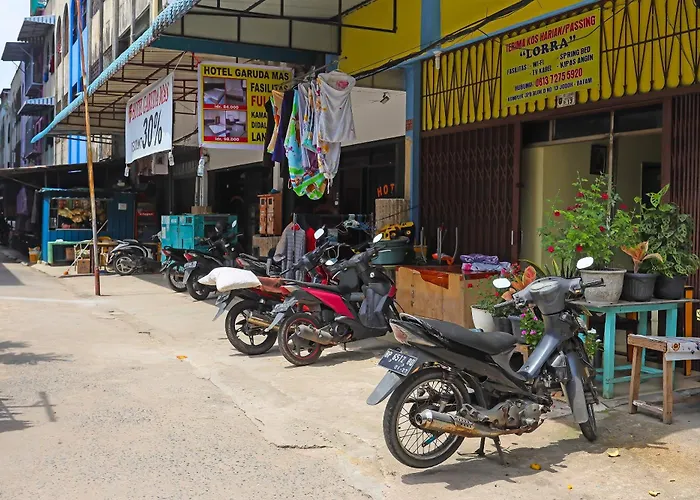 Hotel O Penginapan Lorranearpasar Oleh Oleh