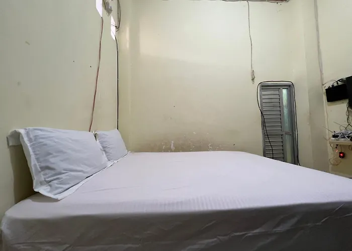 Hotel O Mely Homestay