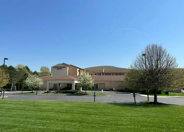Courtyard By Marriott Fishkill