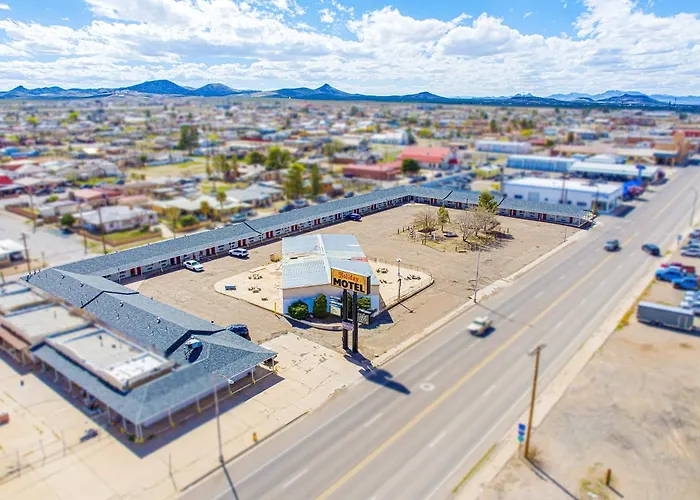 Holiday Motel Lordsburg I-10