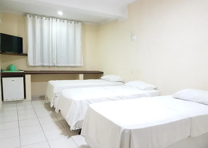 Oyo Del Verde Hotel