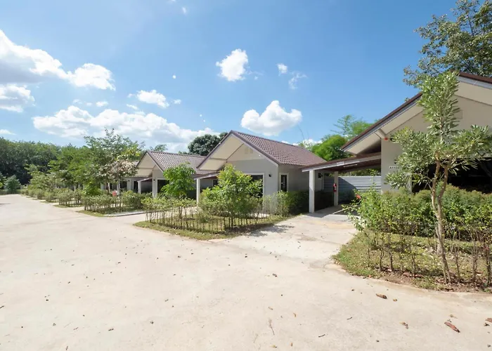 Capital O 75378 Thawapee Resort