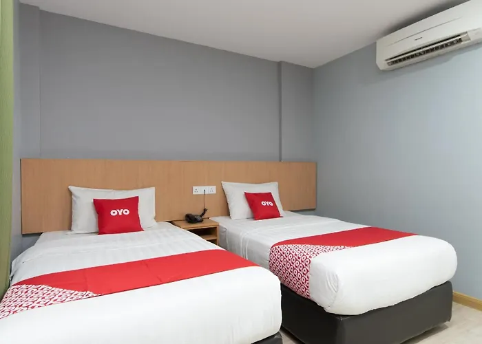 Capital O 89344 Labuan Avenue Hotel