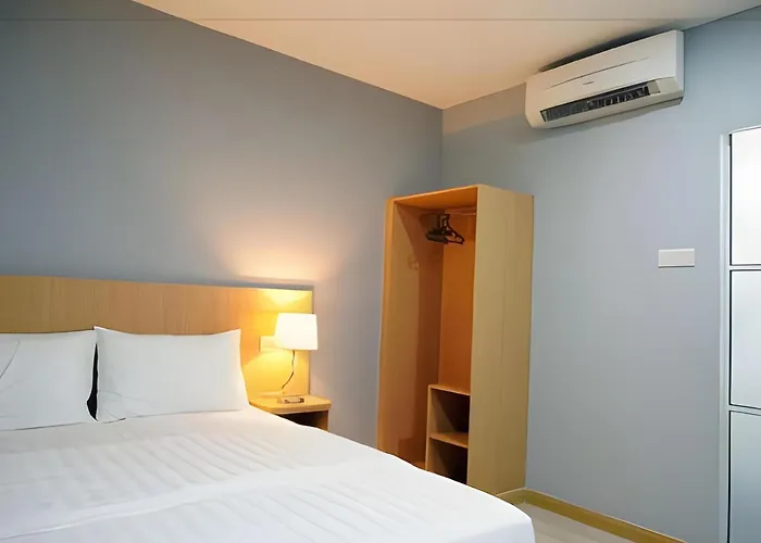Capital O 89344 Labuan Avenue Hotel