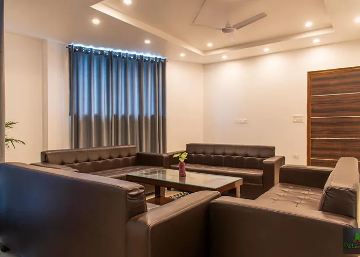 The Hillside Inn Kasauli By Exotic Stays