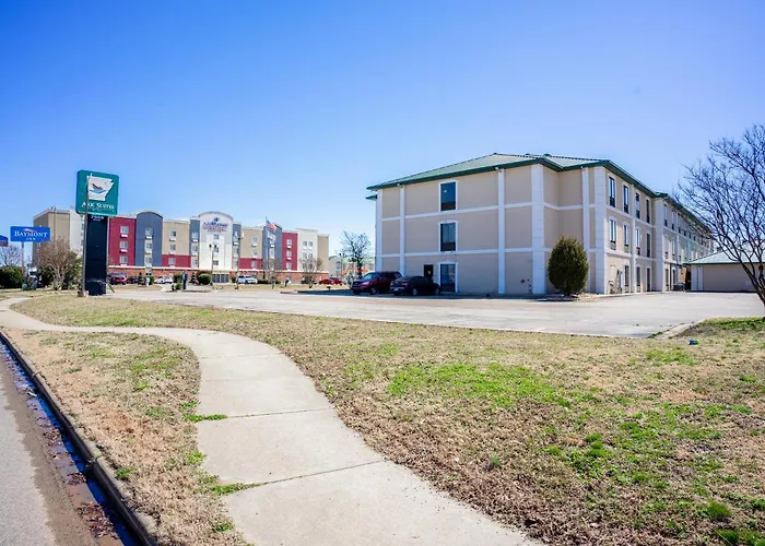 Ark Suites By Oyo Jonesboro I-555