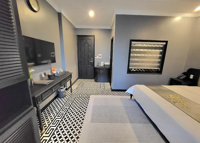 Yo Hotel