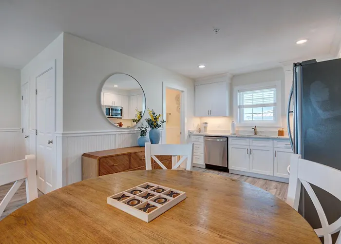 1006 Queen Suite, 1St Floor Cove