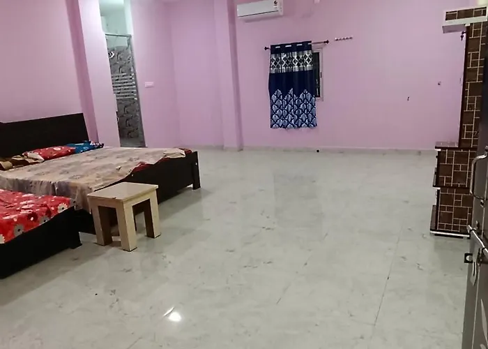 Hotel Deepak Palace