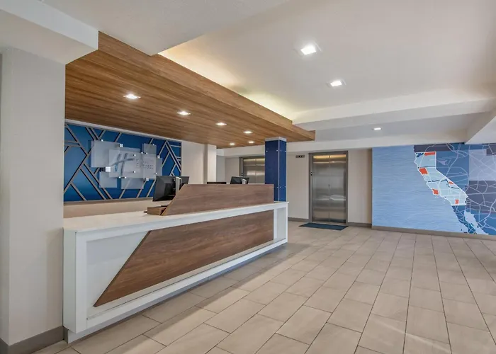Holiday Inn Express San Diego South - National City By Ihg