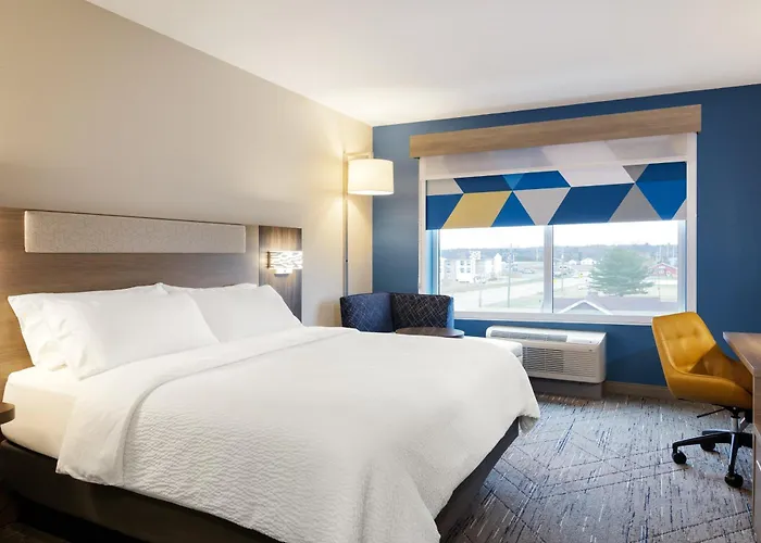 Holiday Inn Express & Suites Oak Ridge By Ihg