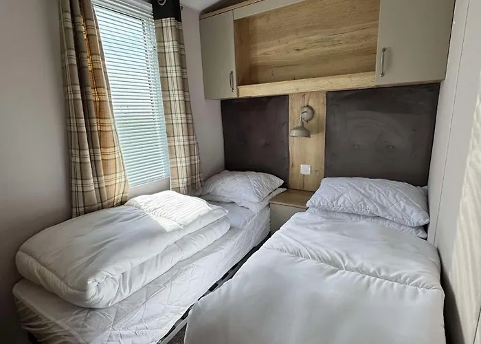 6 Birth Caravan Chapel St Leonards Trunch Lane