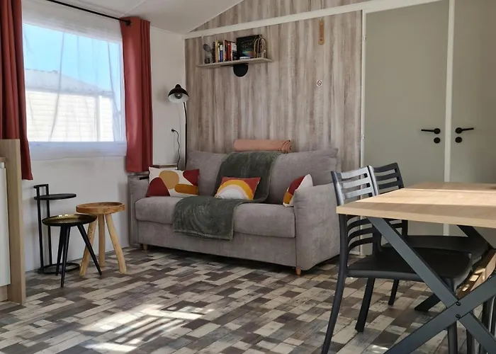 Bungalow Familial A La Mer