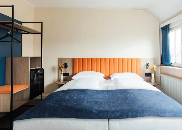 Myky Hotel Pinneberg By Uniqstay- Free Parking