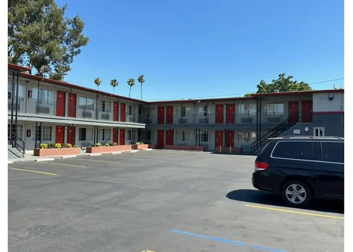 Heritage Inn